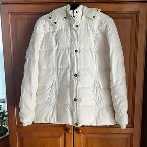 Liz Claiborne size M white winter coat in good condition